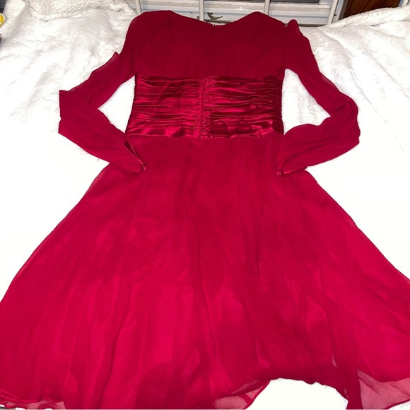 Maggy London Dress - Picture 11 of 12